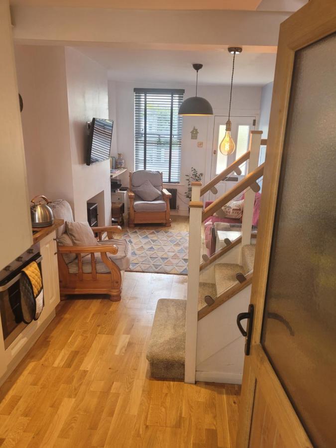 Little Haven 1 Bedroom House Sought After Area Топшам Екстериор снимка